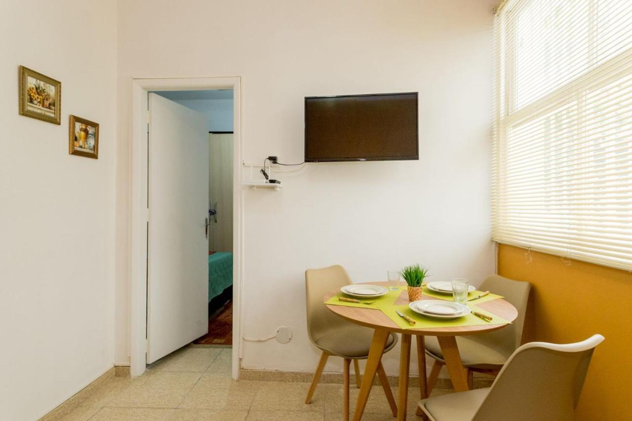 Copacabana Comfort: Beachside Retreat with Modern Amenities Rio de Janeiro Exterior photo