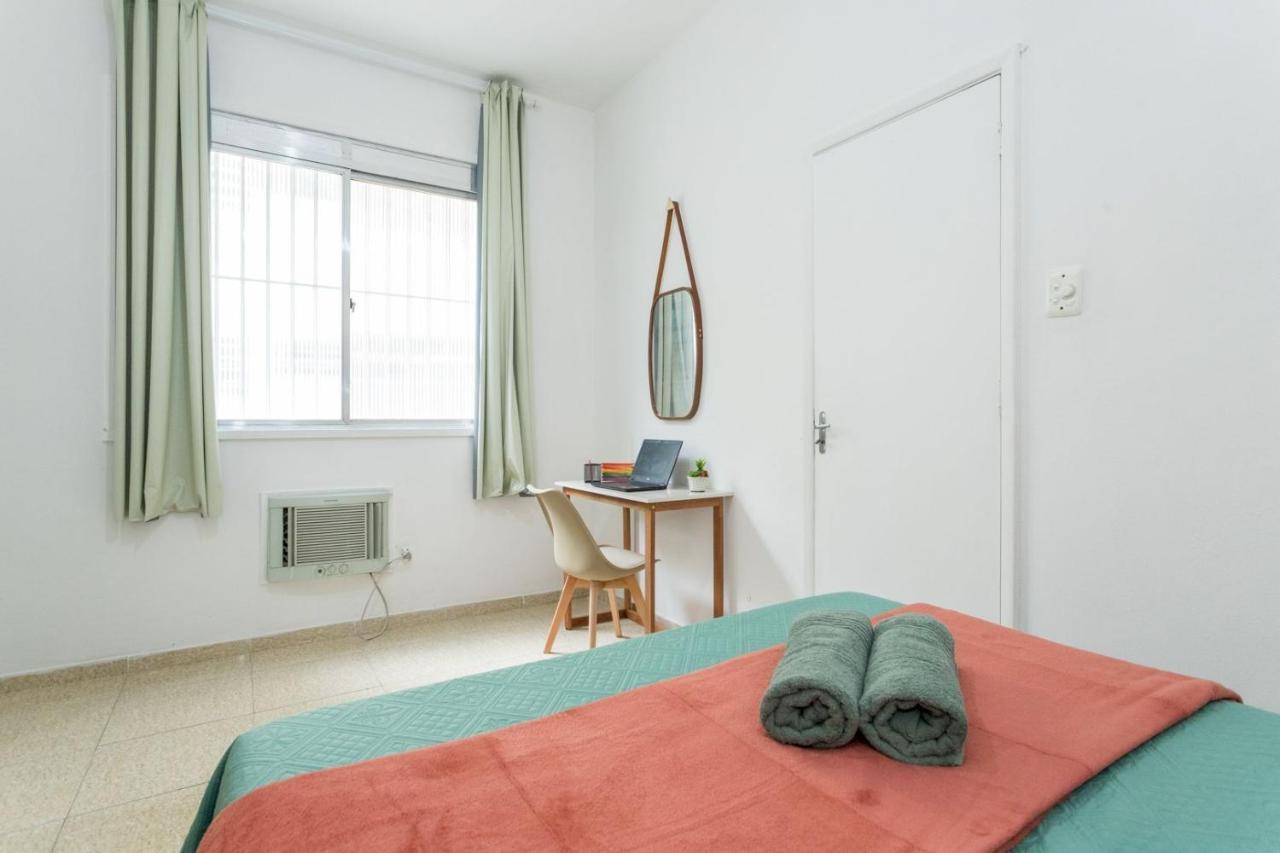 Copacabana Comfort: Beachside Retreat with Modern Amenities Rio de Janeiro Exterior photo