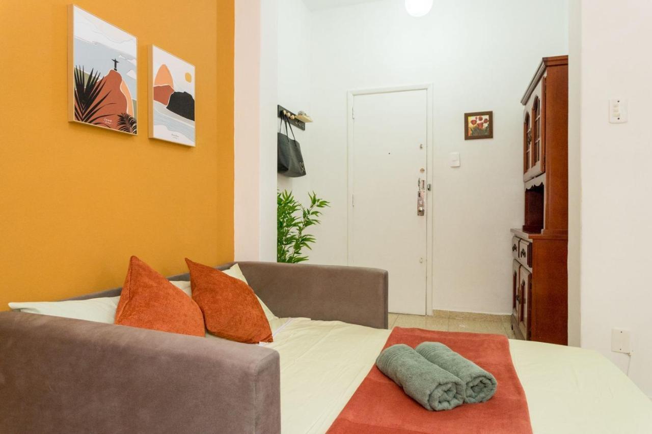 Copacabana Comfort: Beachside Retreat with Modern Amenities Rio de Janeiro Exterior photo